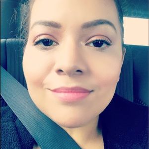 Meet your Posher, Val